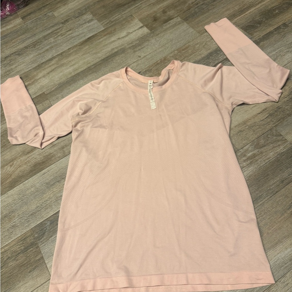 Lululemon swiftly tech long sleeve shirt